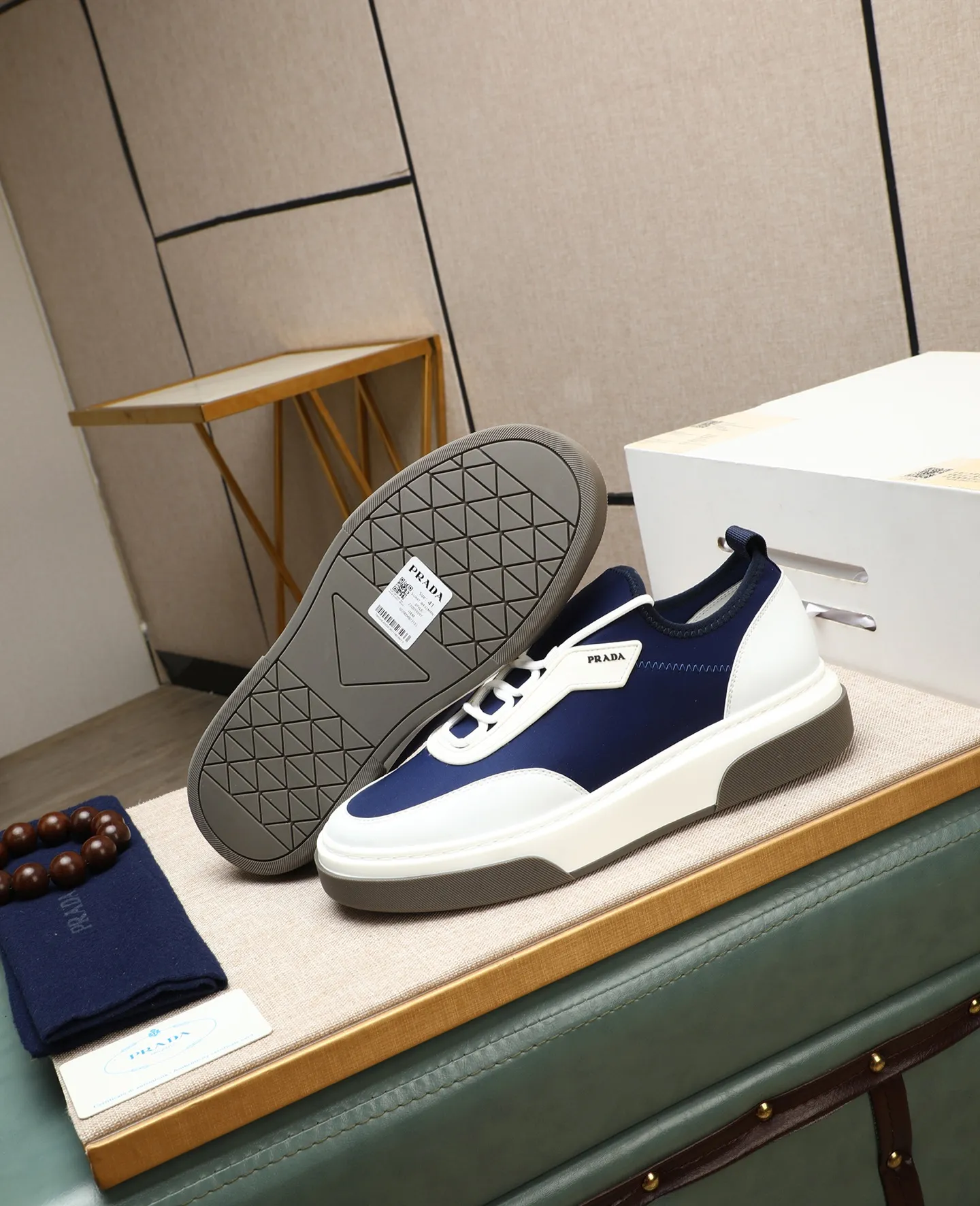 Men's shoes 💰580 [PRADA] Prada - High-end quality original order - Upper: 🔝 silk calfskin, brand canvas cloth, brand metal fasteners - Lining: mesh, foot pads; top-grade cowhide - Outsole: ultra-light TPU foam; molded outsole - Ultra-high quality control·Fine workmanship: highlighted (high-end·luxury·grade) -Size: 38-44 (45 can be customized) Wang